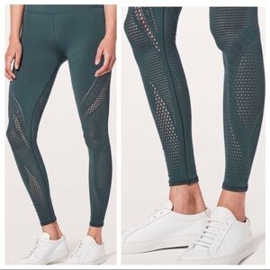 Lululemon x SoulCycle Reveal Tight Interconnect Leggings Size 6 Gray